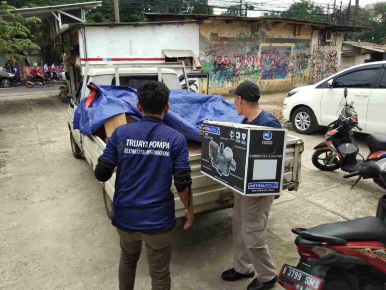 Toko Alat Kolam Renang Terdekat di Kota Depok Jawa Barat pompa dan filter yang dijual oleh trijaya pool