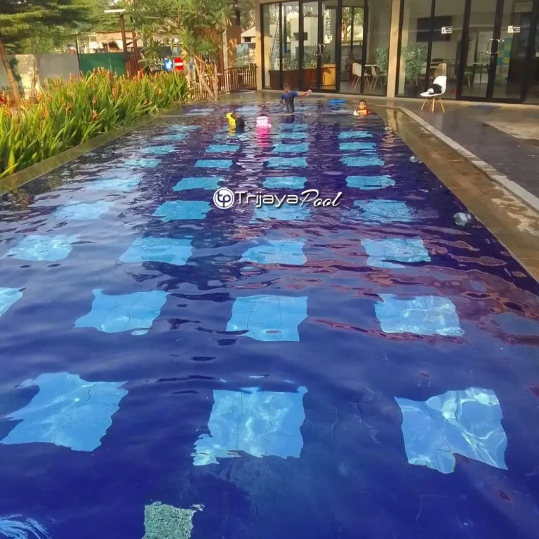 desain kolam renang persegi