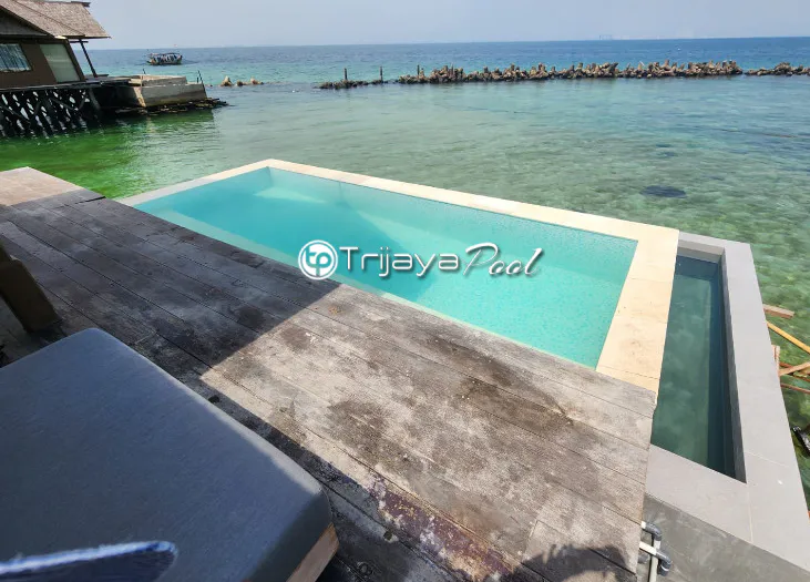 Kolam Renang di Atas Laut! Proyek Konstruksi Unik di Pulau Ayer Kolam Renang di Atas Laut