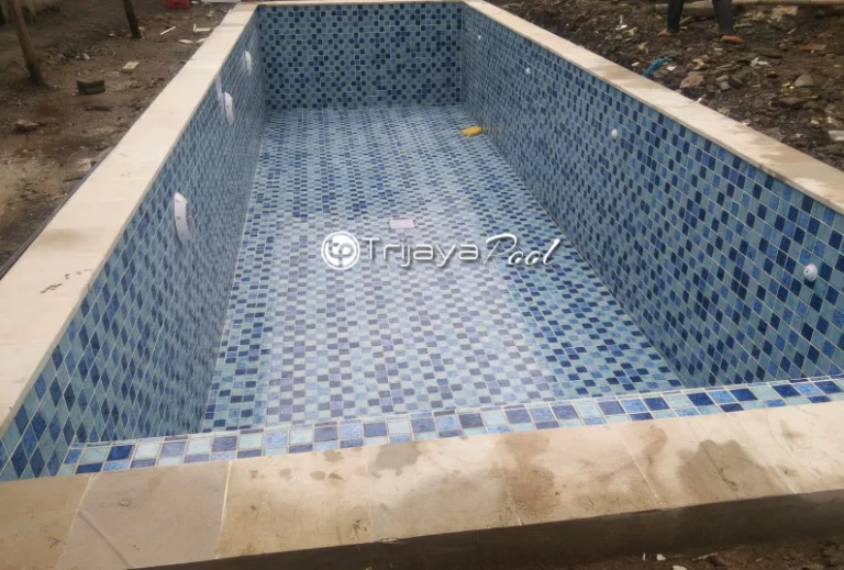 Penyebab Volume Air Kolam Renang Berkurang