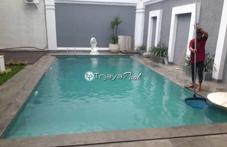 Waspada! 5 Tanda Kolam Renang Mengandung Bakteri Berbahaya dan Cara Mengatasinya Tanda Kolam Renang Mengandung Bakteri